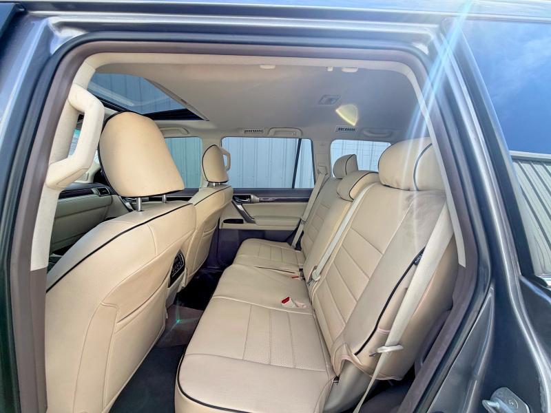 2015 LEXUS GX 460 — Фото 6 из 14