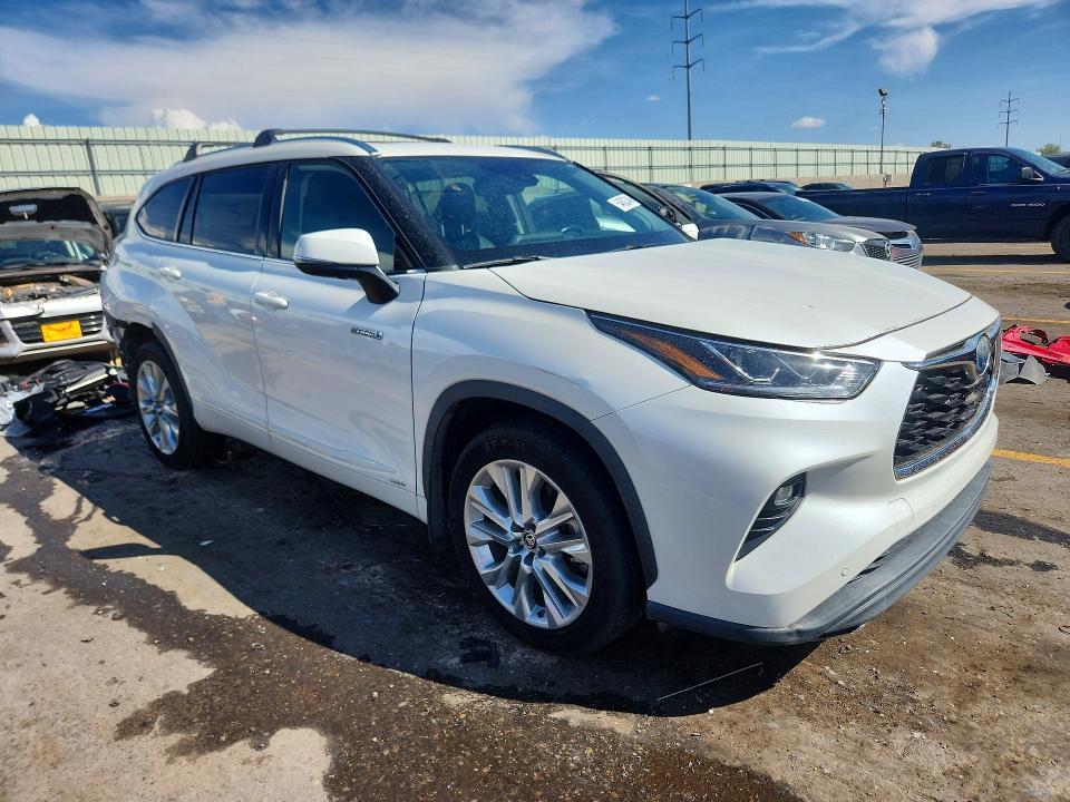 2020 TOYOTA HIGHLANDER HYBRID LIMITED — Фото 4 из 13