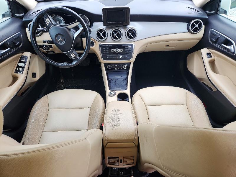2015 MERCEDES-BENZ GLA 250 — Фото 8 из 12