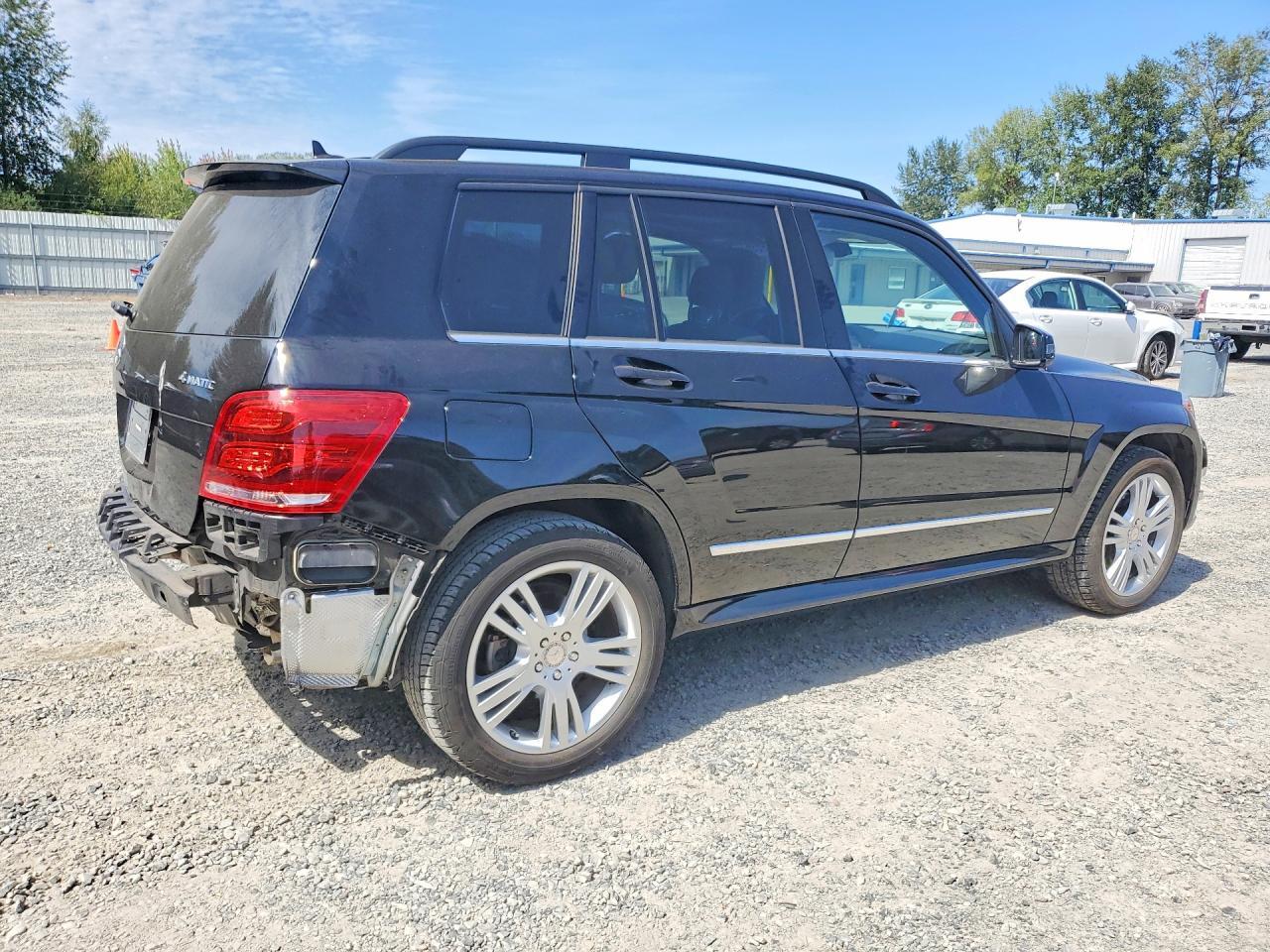 2015 MERCEDES-BENZ GLK 350 4MATIC — Фото 3 из 14