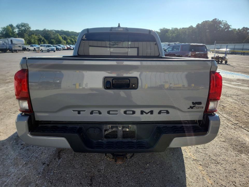 2020 TOYOTA TACOMA SR5 V6 — Фото 6 из 12