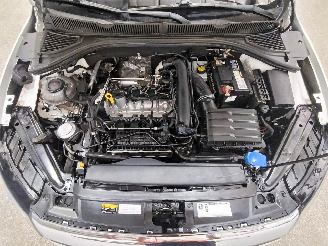 2020 VOLKSWAGEN JETTA SEL PREMIUM — Фото 11 из 12