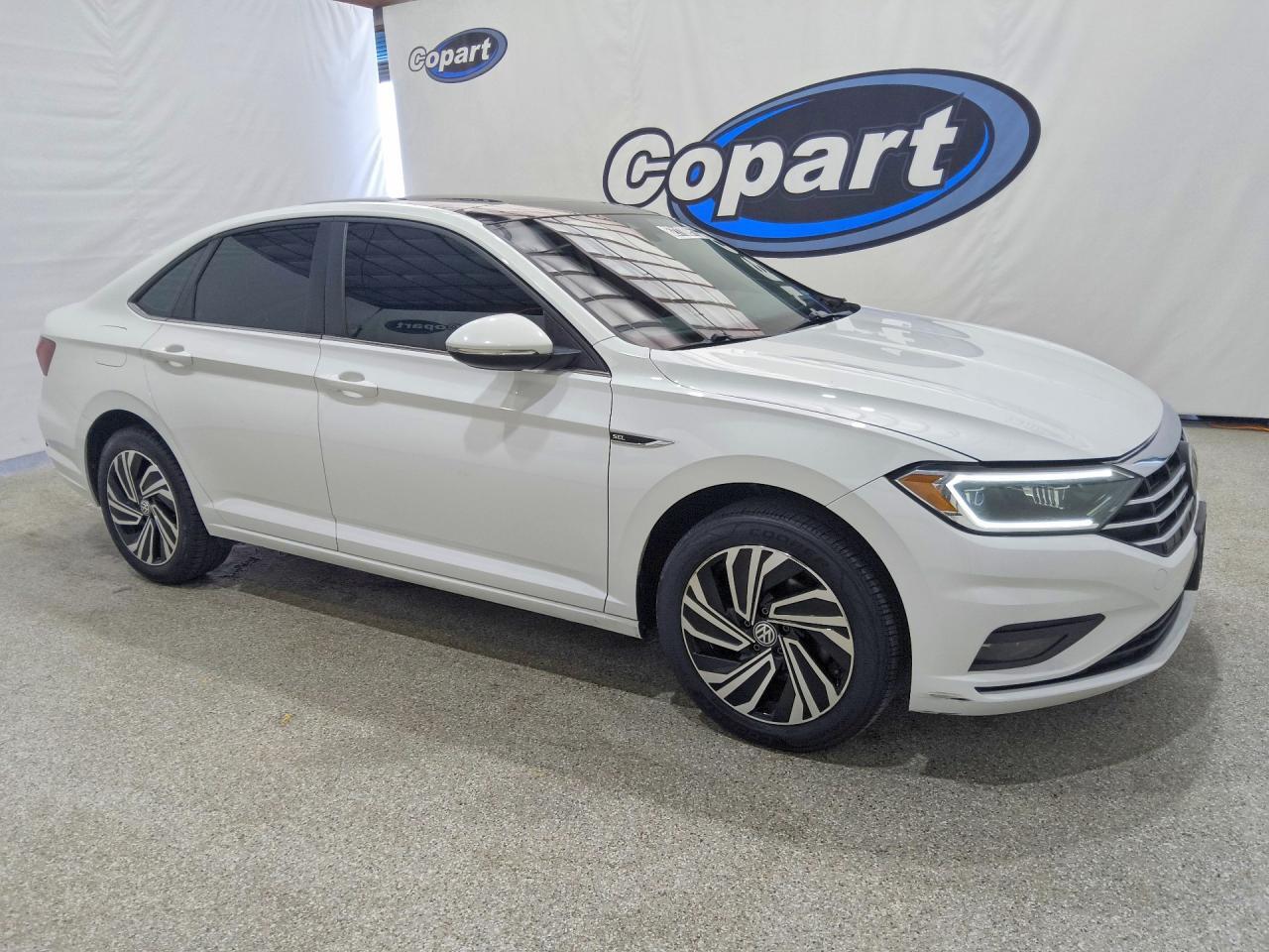 2020 VOLKSWAGEN JETTA SEL PREMIUM — Фото 4 из 12