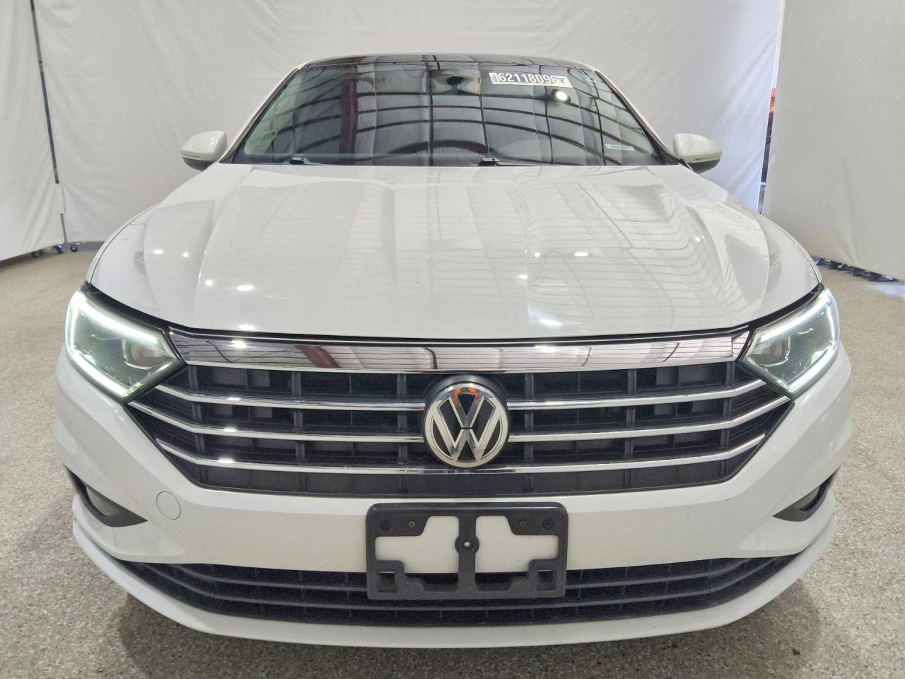 2020 VOLKSWAGEN JETTA SEL PREMIUM — Фото 5 из 12
