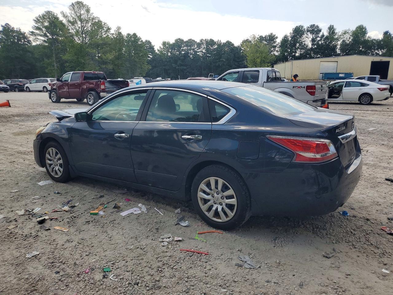2015 NISSAN ALTIMA 2.5 S — Фото 2 из 12