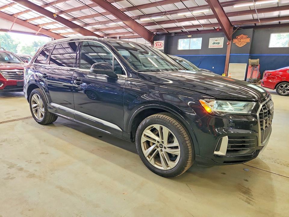 2021 AUDI Q7 PREMIUM PLUS — Фото 4 из 13