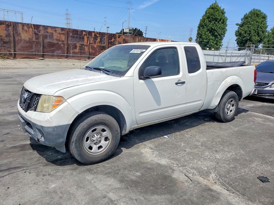 2015 NISSAN FRONTIER 1N6BD0CT8FN712770