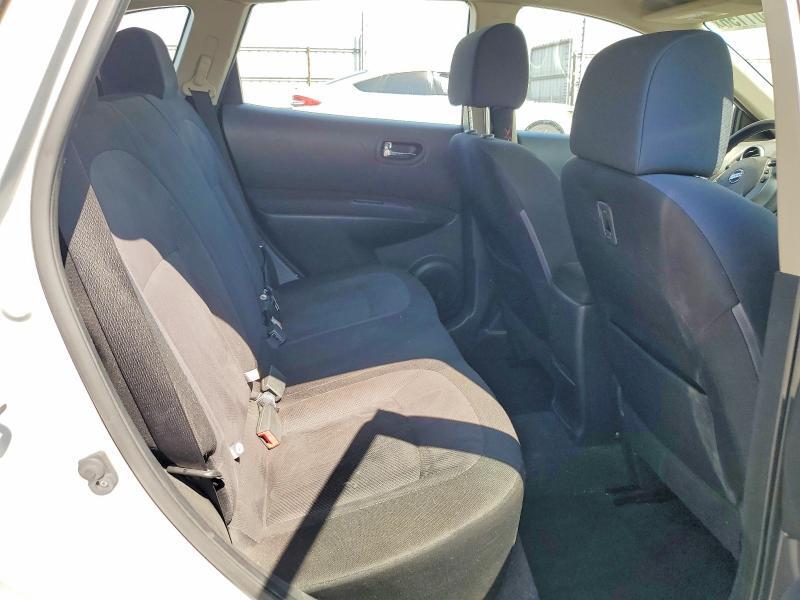 2015 NISSAN ROGUE SELECT S — Фото 11 из 13