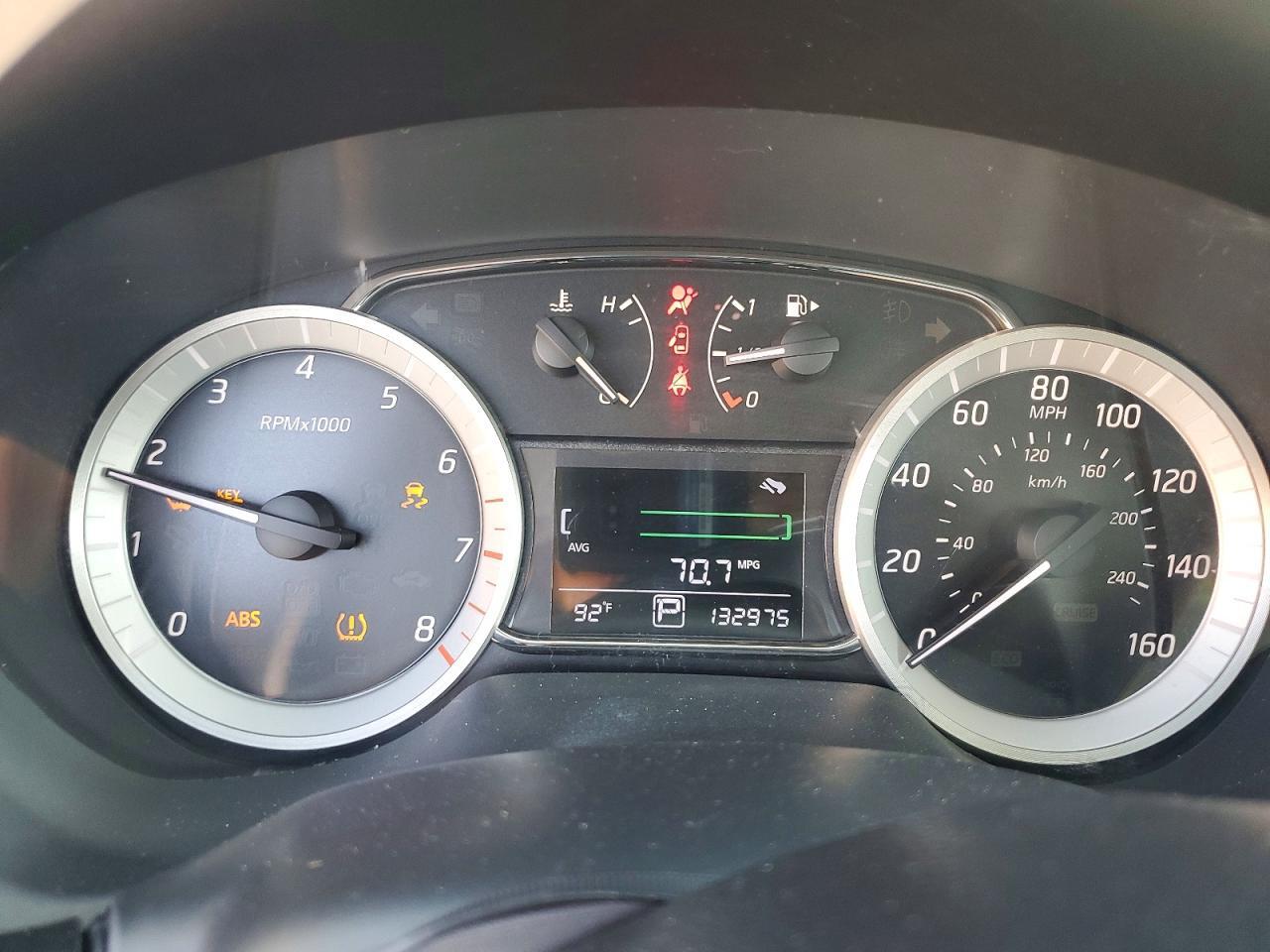 2015 NISSAN SENTRA SV — Фото 9 из 12