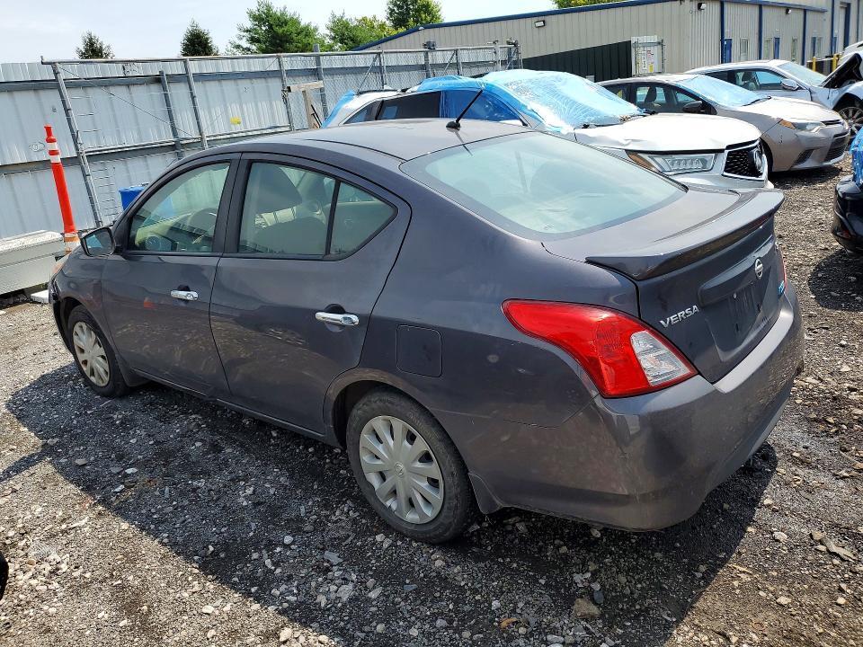3N1CN7AP4FL884025 2015 NISSAN VERSA photo no. 2