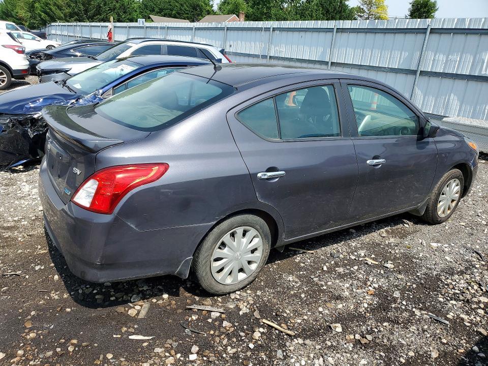 3N1CN7AP4FL884025 2015 NISSAN VERSA photo no. 3