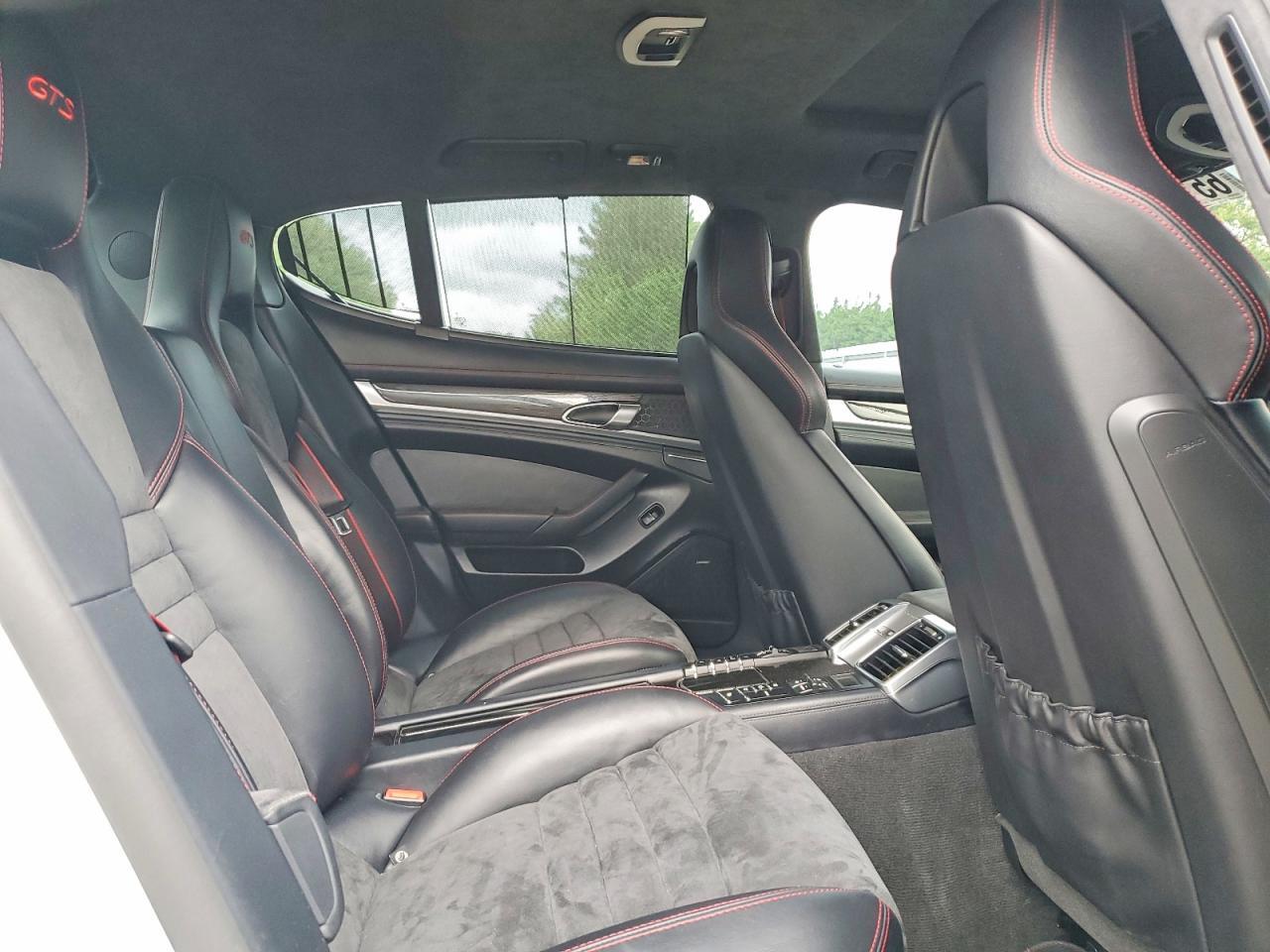 2015 PORSCHE PANAMERA GTS — Фото 10 из 12