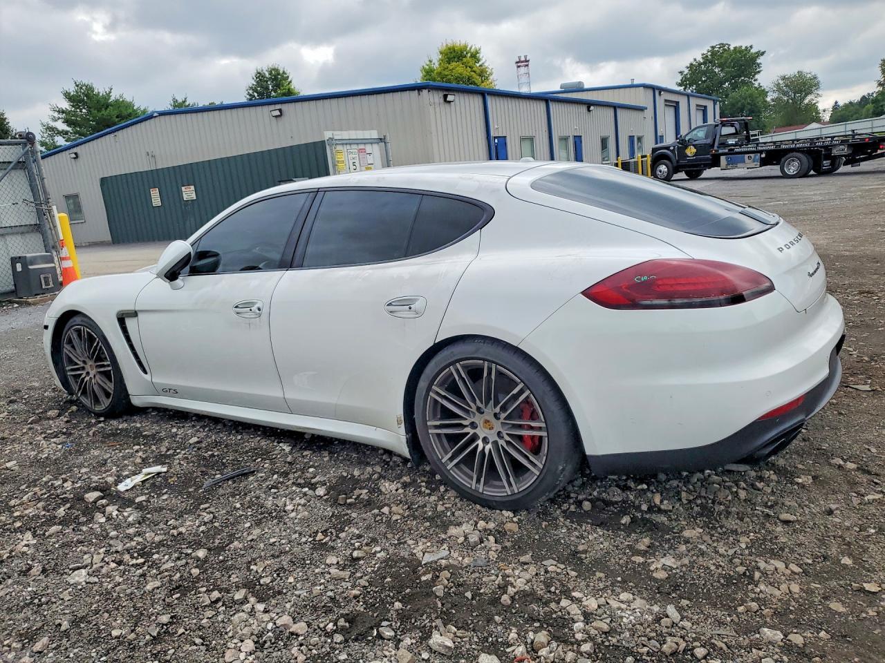 2015 PORSCHE PANAMERA GTS — Фото 2 из 12