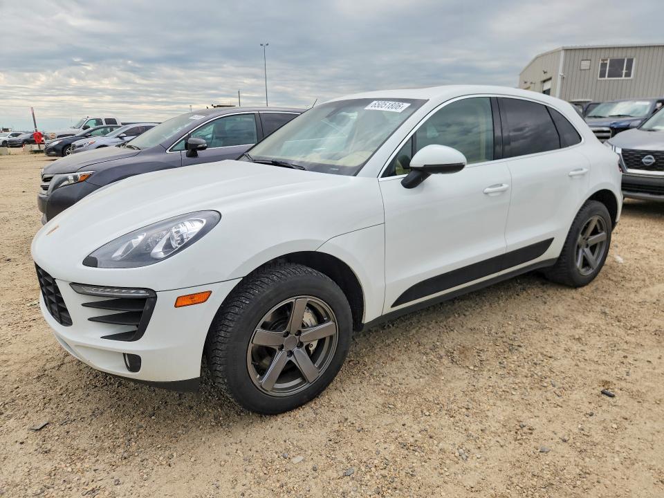 2015 PORSCHE MACAN WP1AB2A55FLB60028
