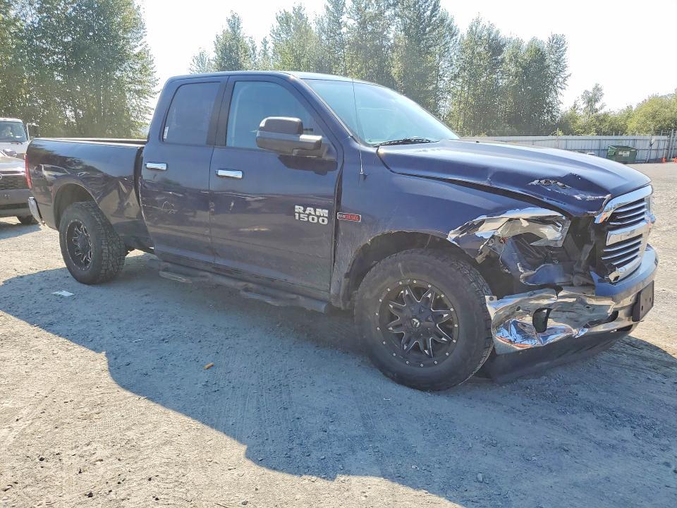 2015 RAM 1500 SLT — Фото 4 из 12