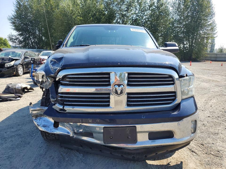 2015 RAM 1500 SLT — Фото 5 из 12