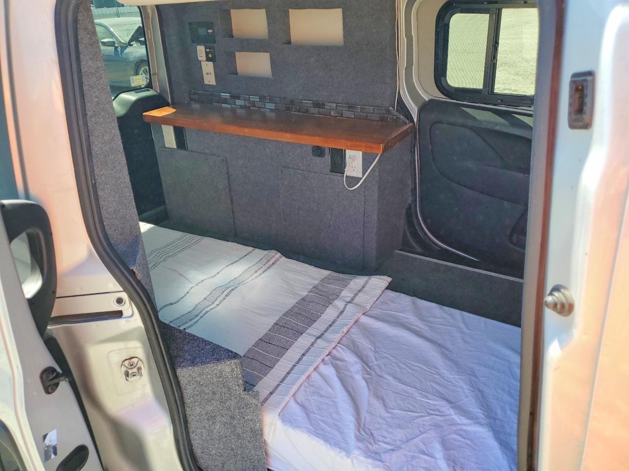 2015 RAM PROMASTER - CAMPER — Фото 6 из 10