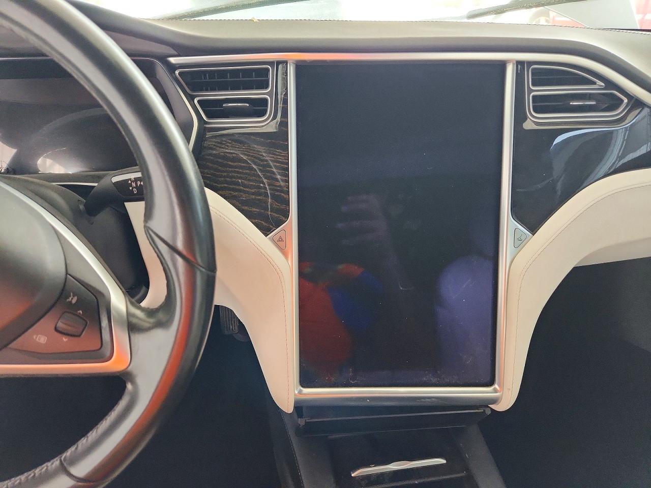 2017 TESLA MODEL S — Фото 9 из 12
