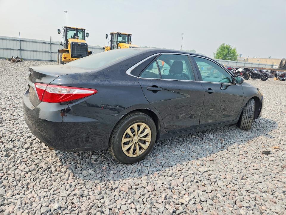 2015 TOYOTA CAMRY LE — Фото 3 из 14