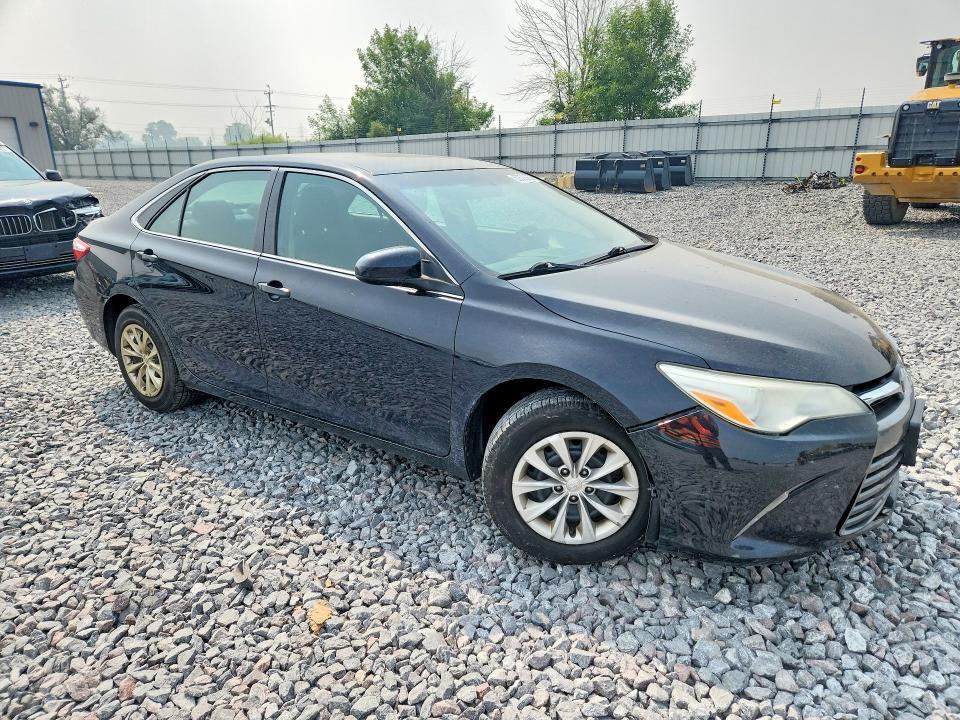 2015 TOYOTA CAMRY LE — Фото 4 из 14