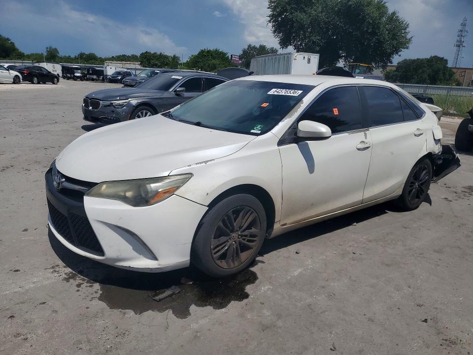 2015 TOYOTA CAMRY 4T1BF1FKXFU489932