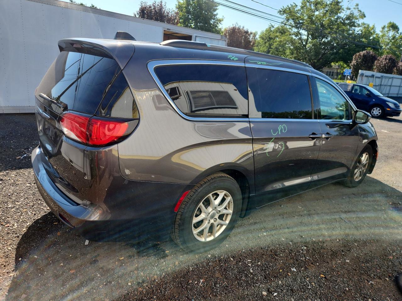 2021 CHRYSLER VOYAGER LXI — Фото 3 из 13