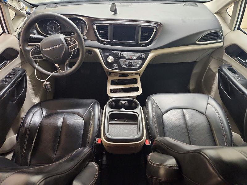 2021 CHRYSLER VOYAGER LXI — Фото 8 из 13