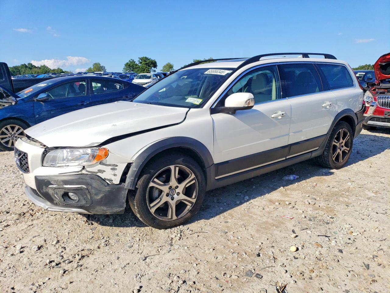 2015 VOLVO XC70 YV4902NK3F1223243