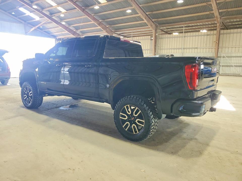 2021 GMC SIERRA K1500 AT4 — Фото 2 из 12