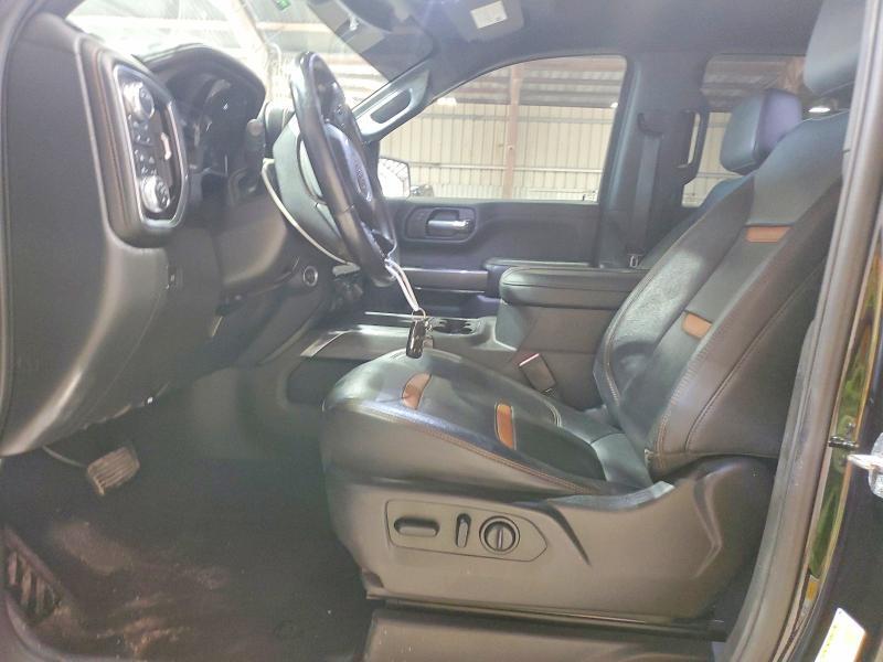 2021 GMC SIERRA K1500 AT4 — Фото 7 из 12