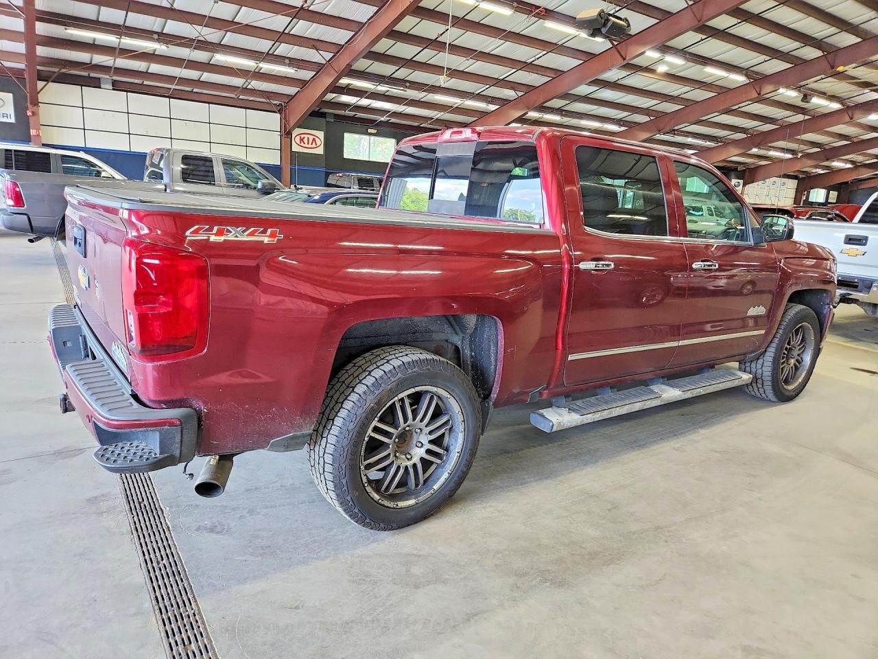 2016 CHEVROLET SILVERADO K1500 HIGH COUNTRY — Фото 3 из 12