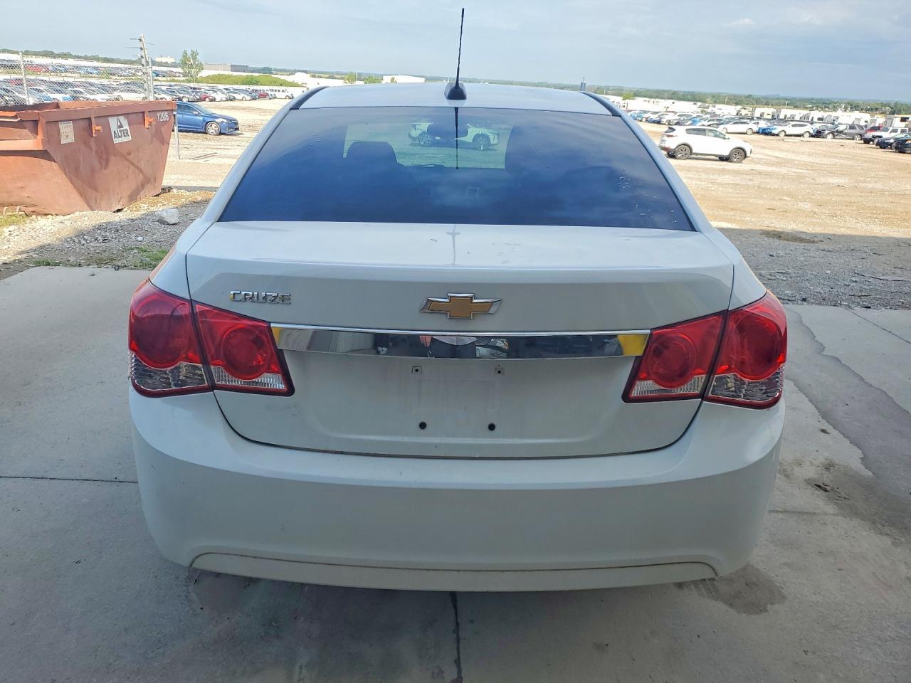 2016 CHEVROLET CRUZE LIMITED LS — Фото 6 из 13