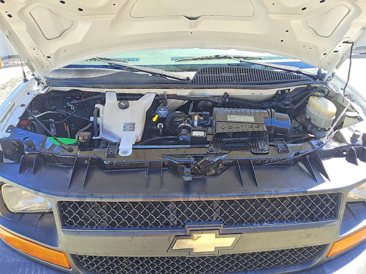 2016 CHEVROLET EXPRESS G2500 — Фото 12 из 13