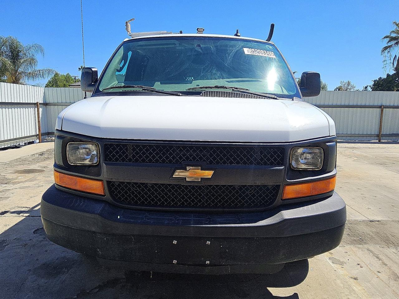 2016 CHEVROLET EXPRESS G2500 — Фото 5 из 13