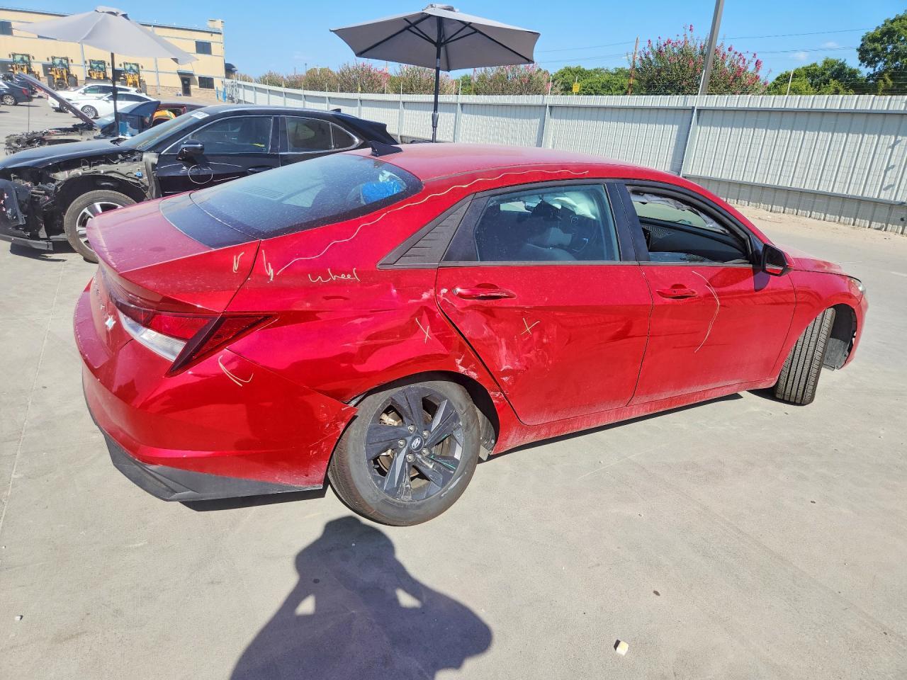 2021 HYUNDAI ELANTRA SEL — Фото 3 из 12