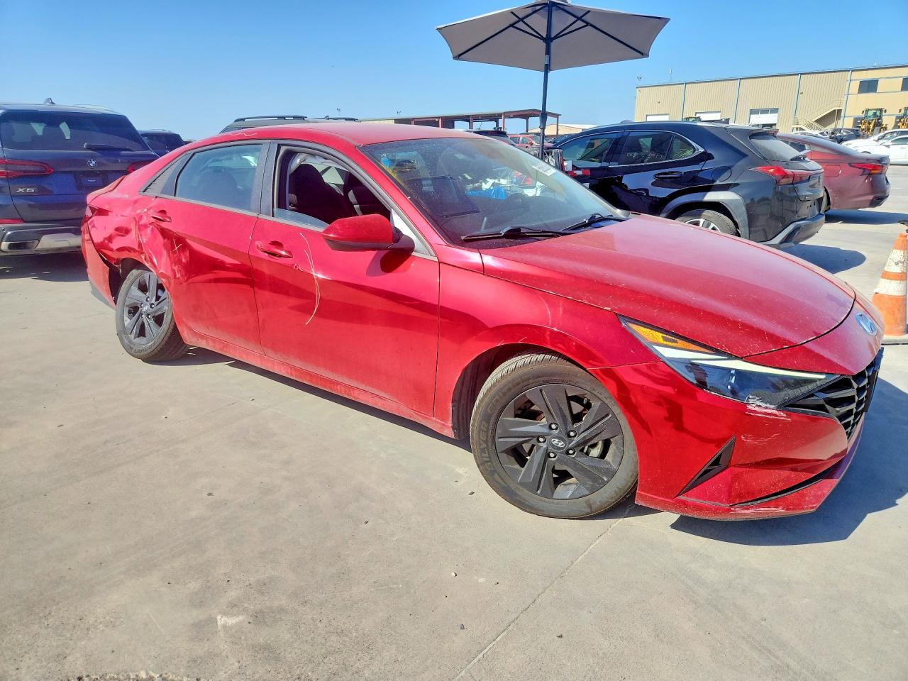 2021 HYUNDAI ELANTRA SEL — Фото 4 из 12