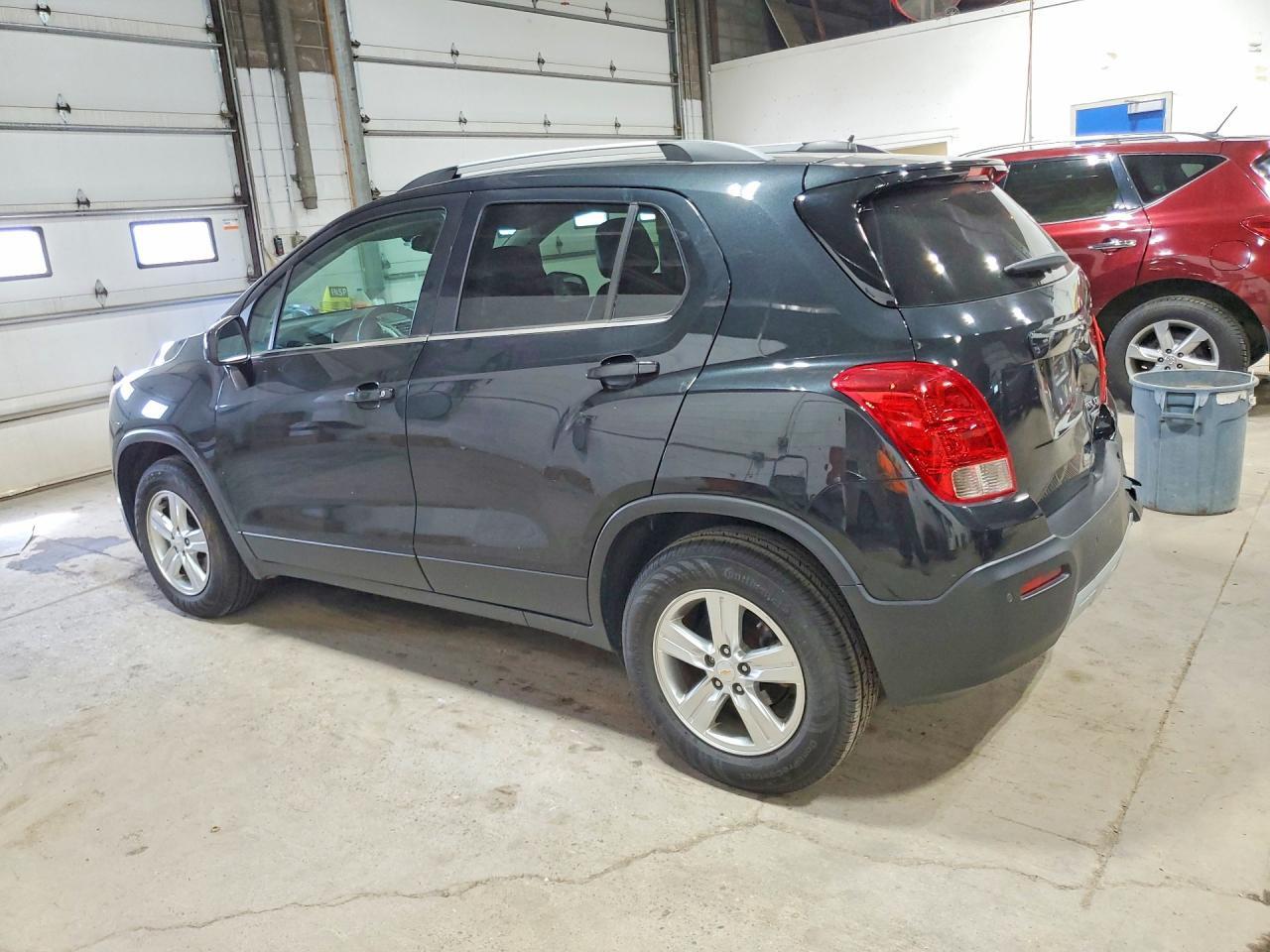 2016 CHEVROLET TRAX 1LT — Фото 2 из 13