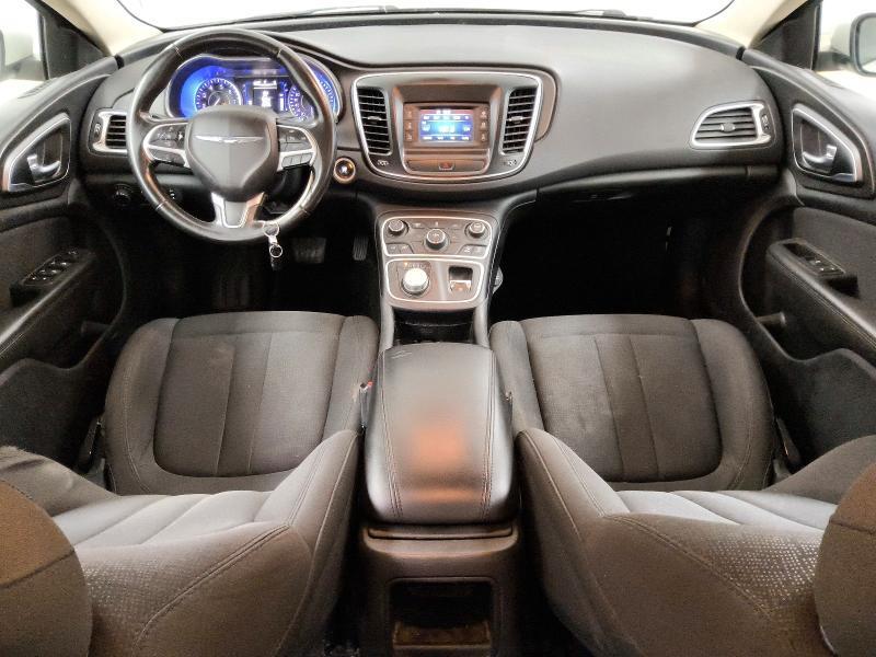 2016 CHRYSLER 200 LX — Фото 8 из 13