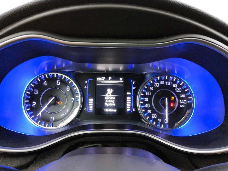 2016 CHRYSLER 200 LX — Фото 9 из 13