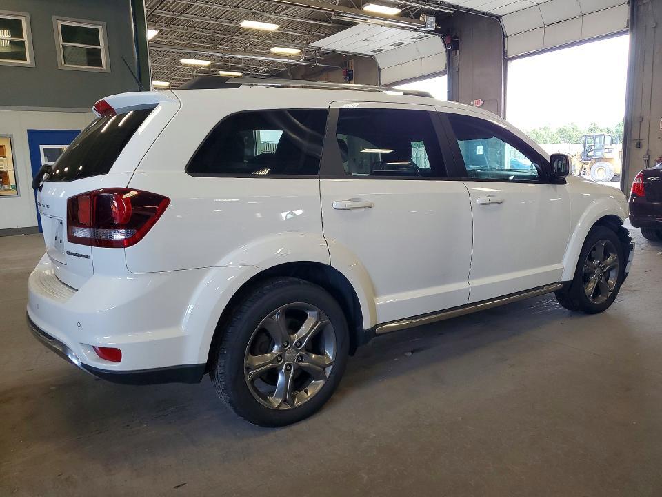 2016 DODGE JOURNEY CROSSROAD — Фото 3 из 13