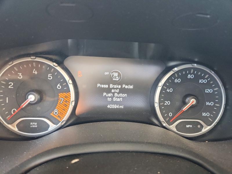 2021 JEEP RENEGADE LATITUDE — Фото 9 из 14