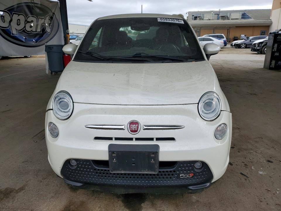 2016 FIAT 500 ELECTRIC — Фото 5 из 12