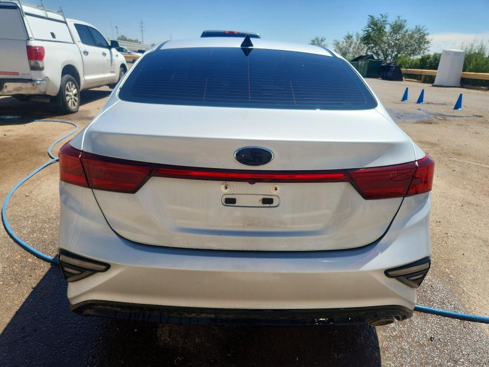 2021 KIA FORTE LXS — Фото 6 из 13