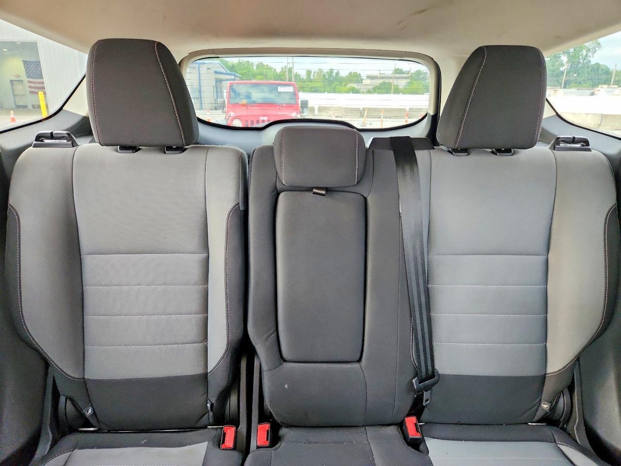 2016 FORD ESCAPE SE — Фото 10 из 13