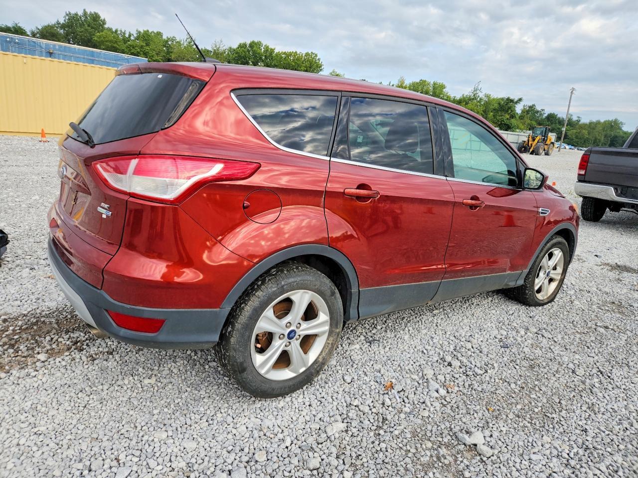 2016 FORD ESCAPE SE — Фото 3 из 13