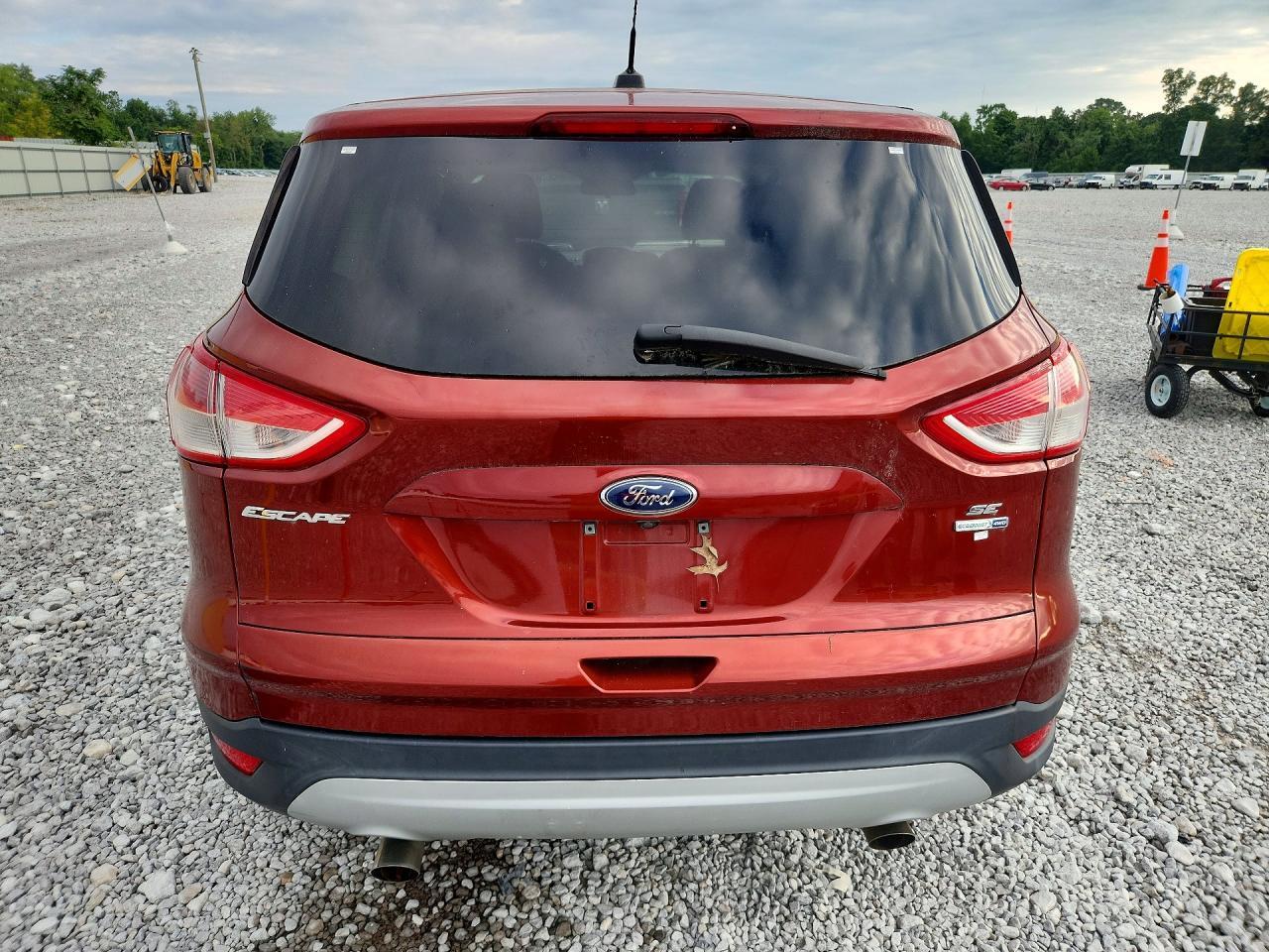 2016 FORD ESCAPE SE — Фото 6 из 13