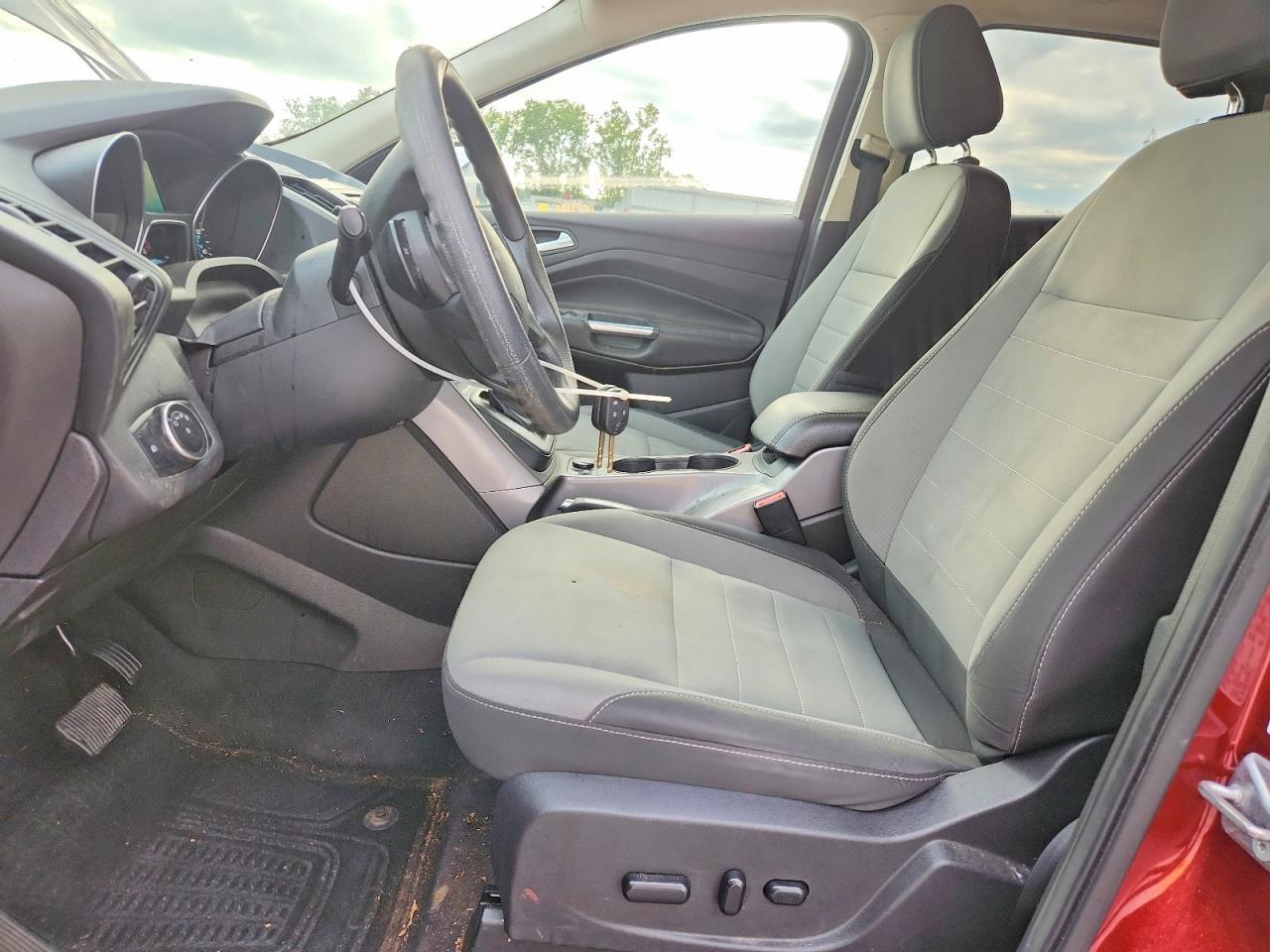 2016 FORD ESCAPE SE — Фото 7 из 13