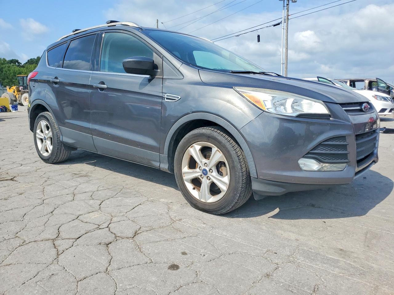 2016 FORD ESCAPE SE — Фото 4 из 13