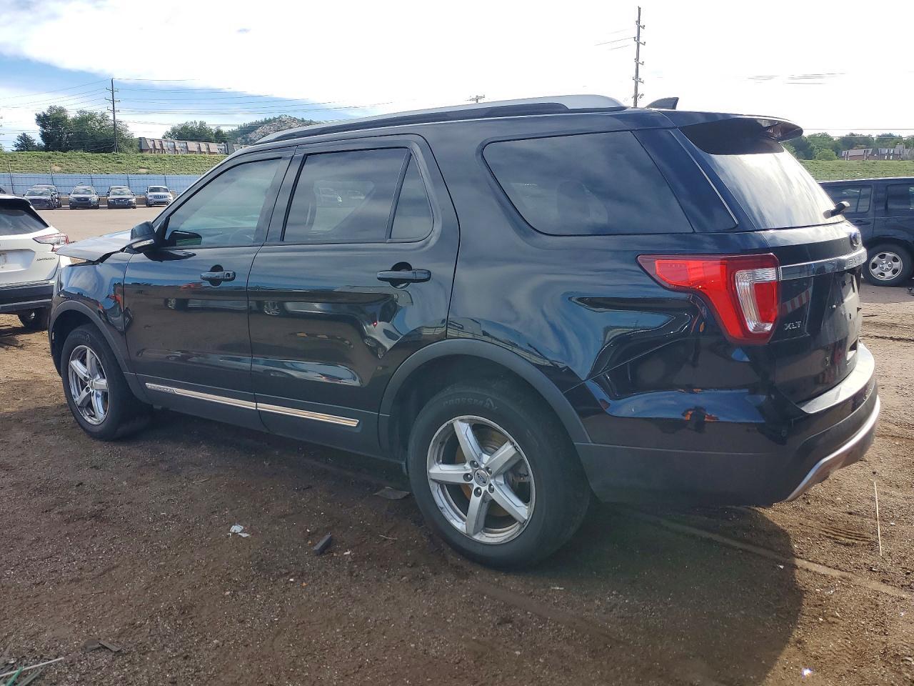 1FM5K8D83GGD24880 2016 FORD EXPLORER photo no. 2