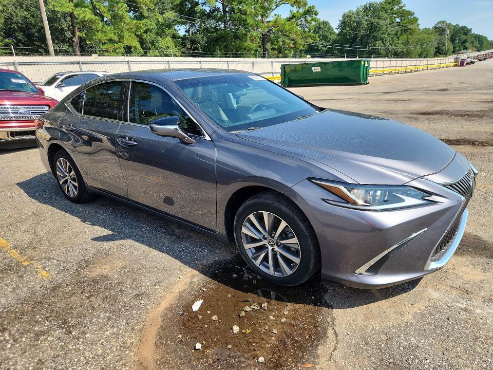 2021 LEXUS ES 350 BASE — Фото 4 из 12